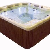 Hot Tub with Spruce Wood Cabinet - Spaform Grand Canyon II